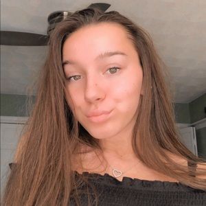 Meet your Posher, Shelby